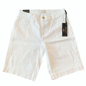 Jen7 7 For All Mankind 7FAM White Denim Bermuda Shorts Size 4 New NWT
